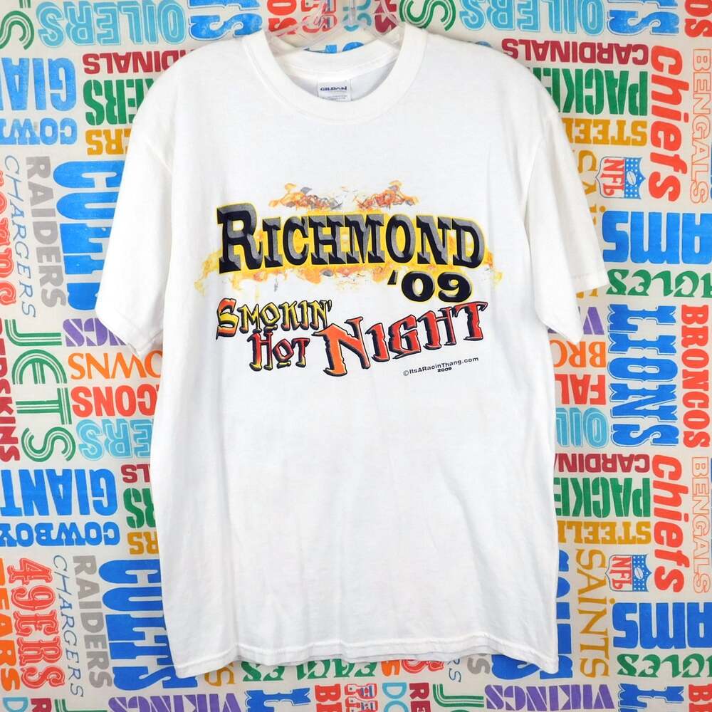 2009 Richmond Raceway Smokin Hot Night NASCAR Racing T Shirt Mens M NOS